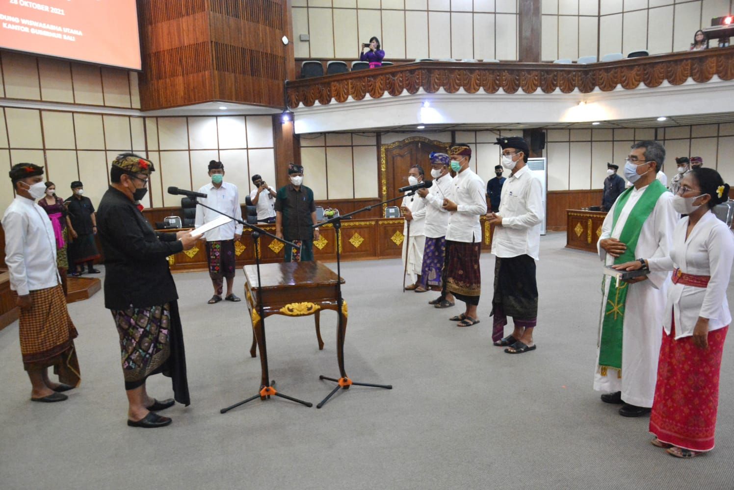 podiumnews.com-Lantik Anggota KPPAD, Gubernur Bali Ingatkan Pentingnya Pendidikan